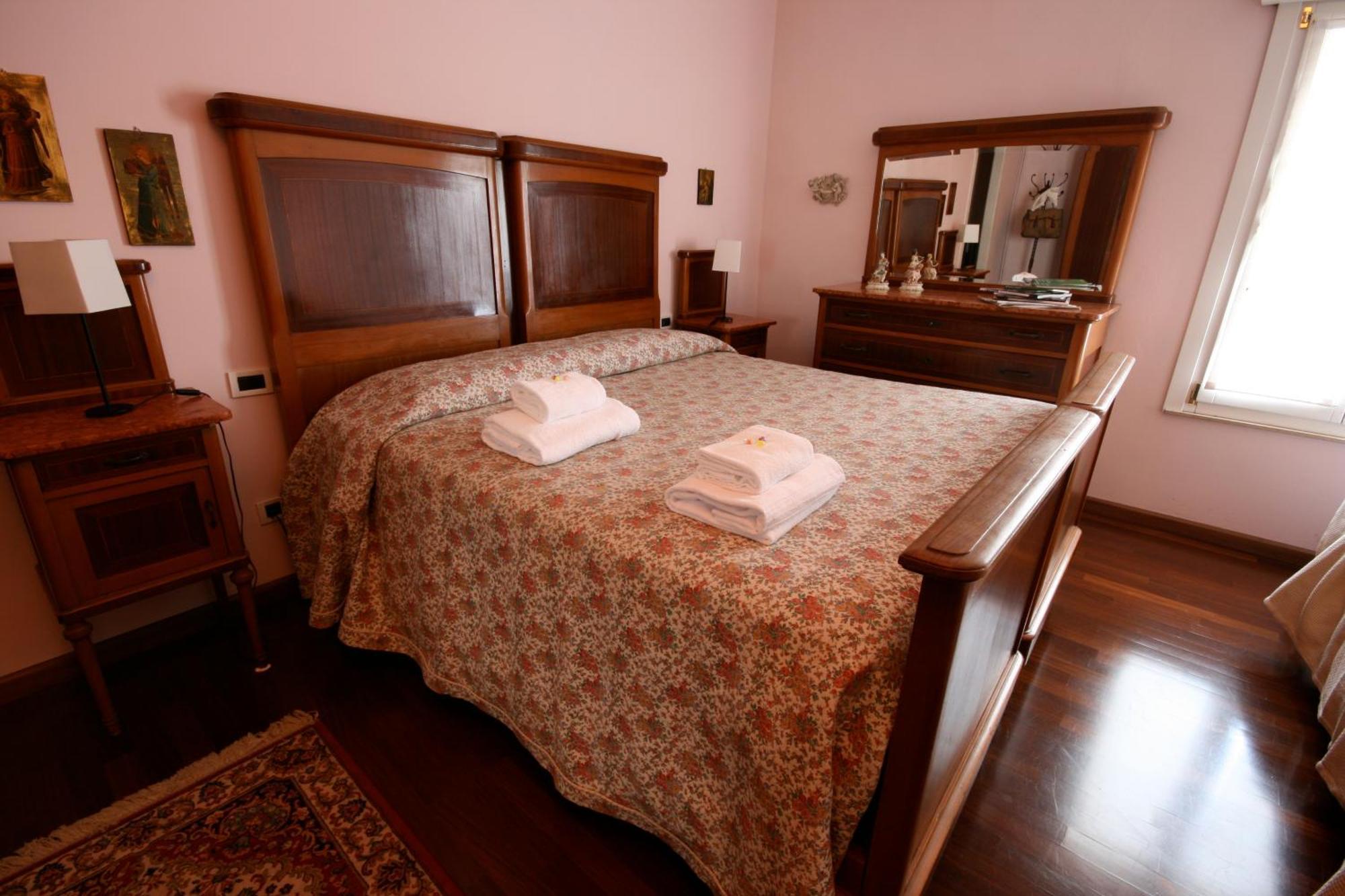 Corte Posta B&B - Parcheggio E Bagno In Camera Mantova Rum bild