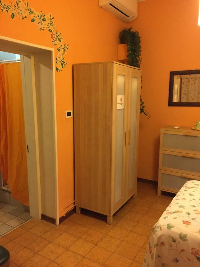 Corte Posta B&B - Parcheggio E Bagno In Camera Mantova Exteriör bild